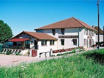 Logis Le Saint Cyr Montmelard Exterior foto